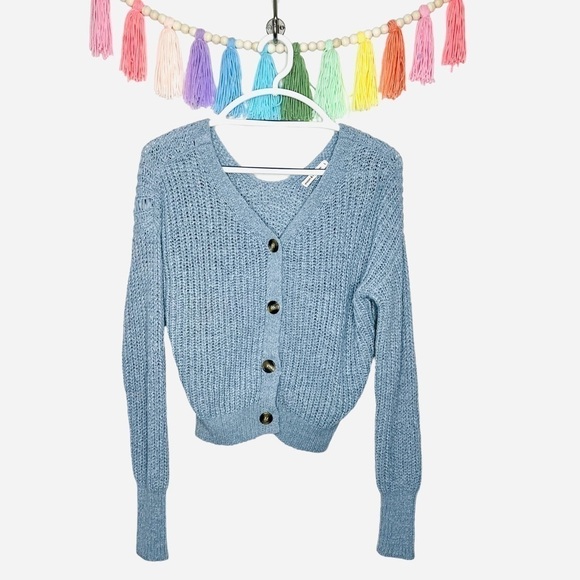 Moon and Madison Cropped Chunky Knit Button Up Cropped Cardigan Size Large - Picture 11 of 11